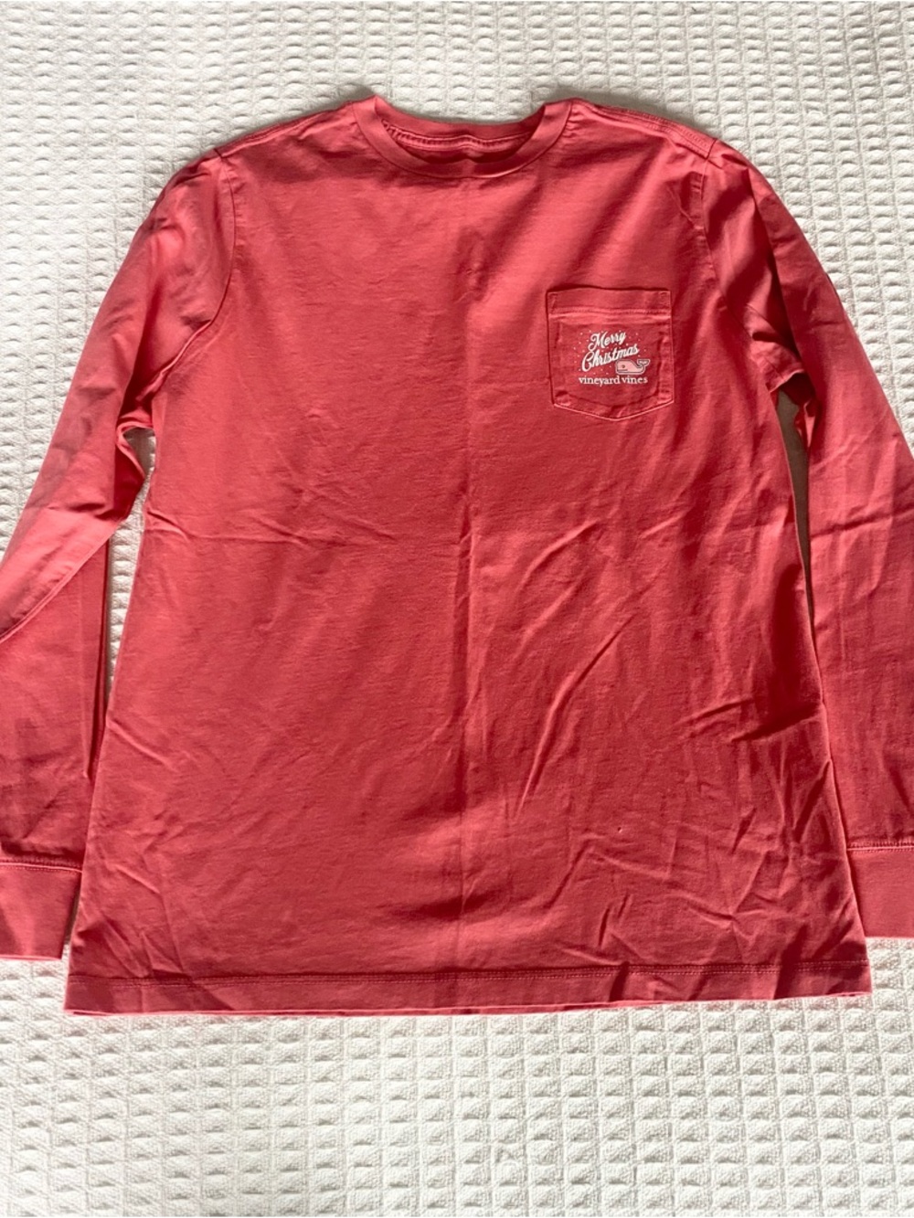 Vineyard Vines Red Pocket Tee with Holiday Whale Graphic